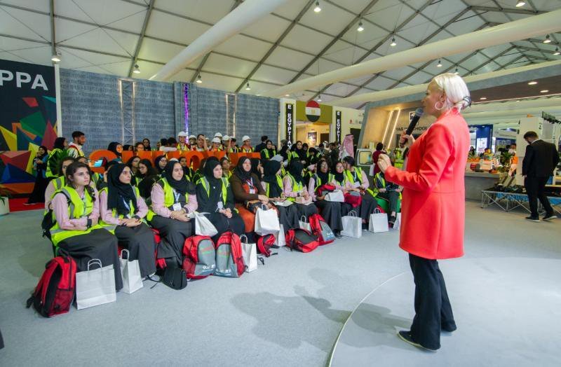 dmgeventsglobal's tweet photo. It is always a joy to host students at our shows. Our segment #YoungADIPEC has been popular with many exhibitors taking part &amp; welcoming students to their stand to demonstrate what the oil &amp; gas industry has to offer. Here they are learning and having fun. #dmgevents #eventprofs https://t.co/Ka67R7HS2s