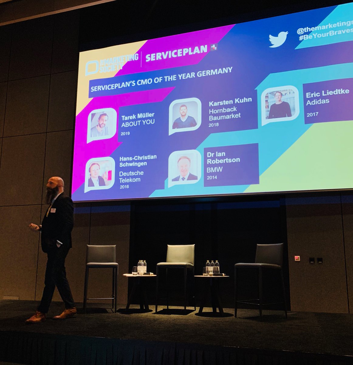 ServiceplanME's tweet image. We are proud to announce our Marketing Leader of the Year Award in the UAE region in partnership with the Marketing Society. 
Congratulations to Vino Elkhatib on winning Marketing Leader of the Year 2019. 
#Wecelebrate