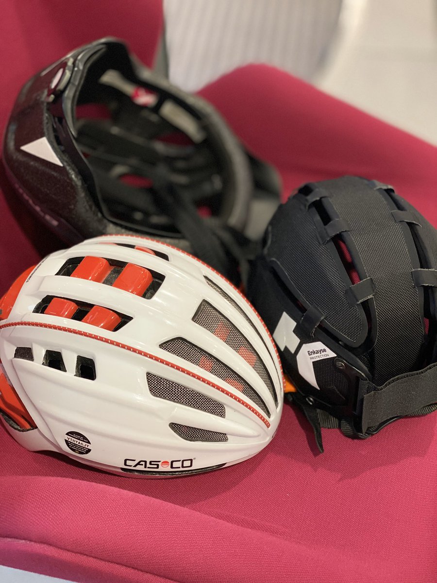 TitaniumGeek's tweet photo. Visiting @Hedkayse at Loughborough uni #ATIC to abuse a few helmets as part of testing out the #enkayse helmet material.
Just to make sure weโve really had a good look at the damage, weโll then cut them up with a ban saw and see what the inside is like !! #helmettest ๐จ https://t.co/FZbJ7UeddQ