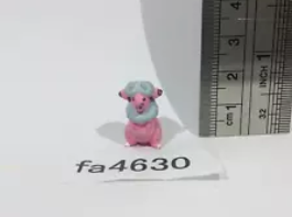 Rainbertt's tweet photo. why do these ebay pics look like mugshots https://t.co/uwdatFc6Zt