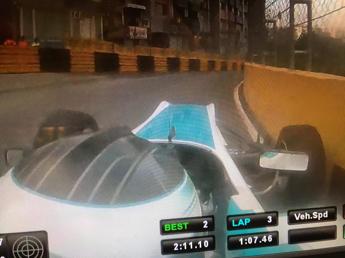 dani_juncadella's tweet photo. Estos días es imposible no echar de menos MACAU.💥¿Os gustaría ver una vuelta on board con el F3 de la Qualy de 2015? 🤩Fue un día muy especial. #MacauF3 https://t.co/5Z1qtOEDBk