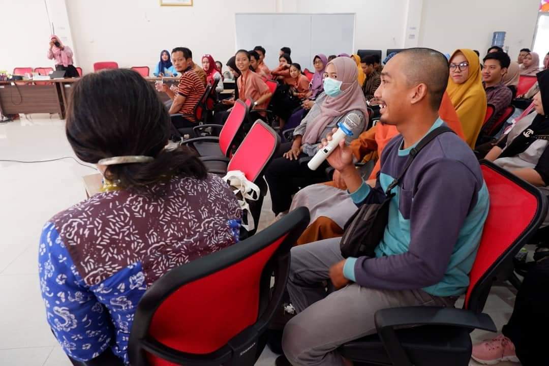 pajakketapang's tweet image. &quot;Keterbatasan pengetahuan, pengalaman ataupun modal bukanlah halangan dalam memulai usaha, hanya kemalasan yang menghentikan kita untuk berusaha,&quot; ujar Bang Setra.

#BusinessDevelopmentService
#seminar #wirausaha
#entrepreneur #UMKM
#PajakKuatIndonesiaMaju
#PajakKitaUntukKita