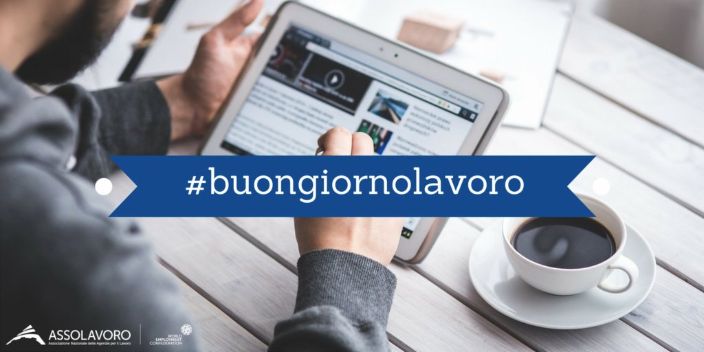 assolavoro's tweet photo. Ordinata, disordinata, grande, piccola, piena, vuota: con quanti aggettivi possiamo descrivere la nostra scrivania? Conosci anche le 5 cose che non possono mancare sulla tua scrivania? https://t.co/Vtmxopoo4G #BuongiornoLavoro https://t.co/Q7k9EAygLi