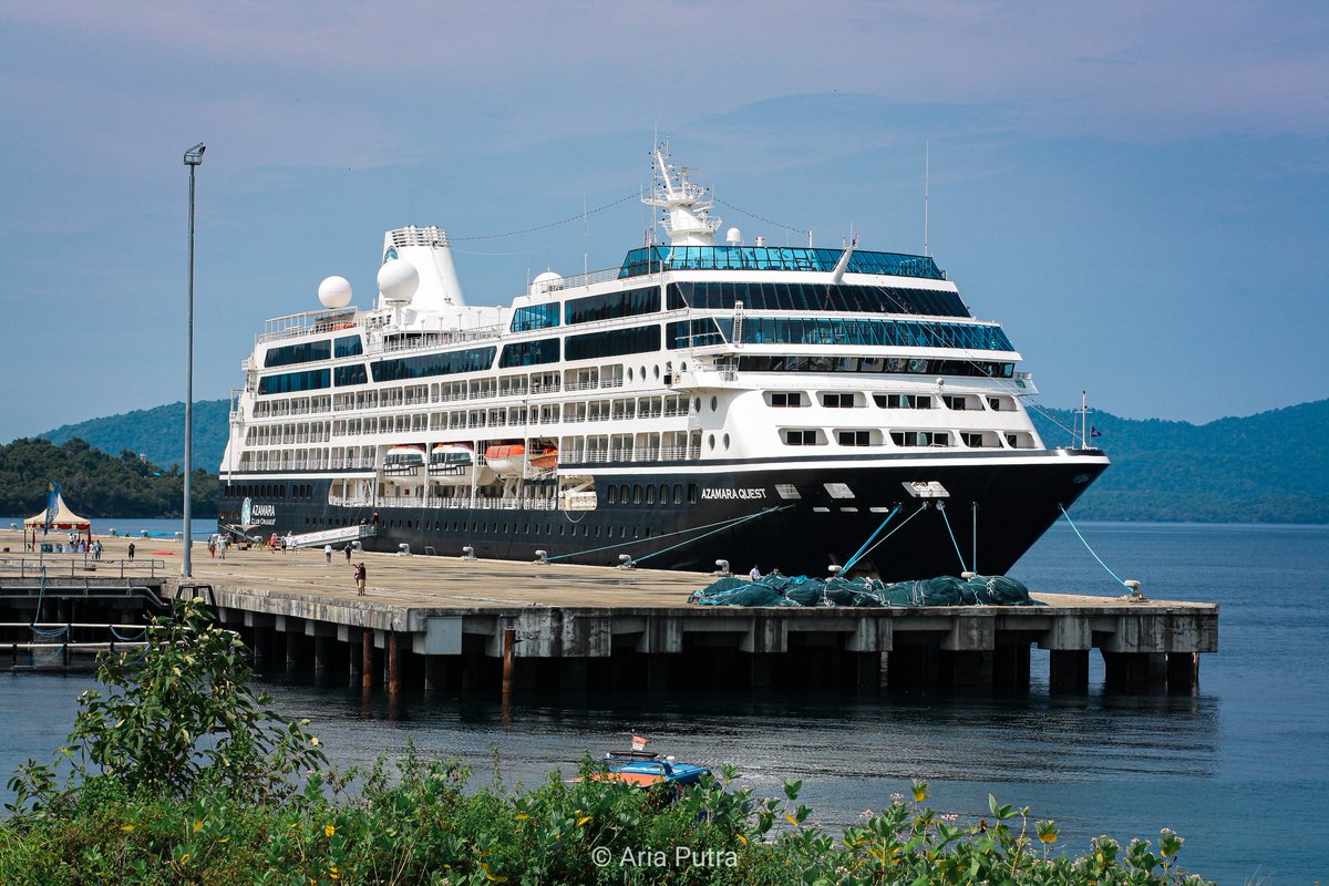Azamara Quest Cruise Ship ๐ข.@kemenpar @genpi_sabang @genpi_aceh @pesonaid_travel @pesonaacehid @wishnutama @wonderful@thelightofaceh_ @ceritadestinasi.#cruise #azamara #azamaraquest #pesonaindonesia #wonderfulindonesia #thelightofaceh #sabang #tourism #sony