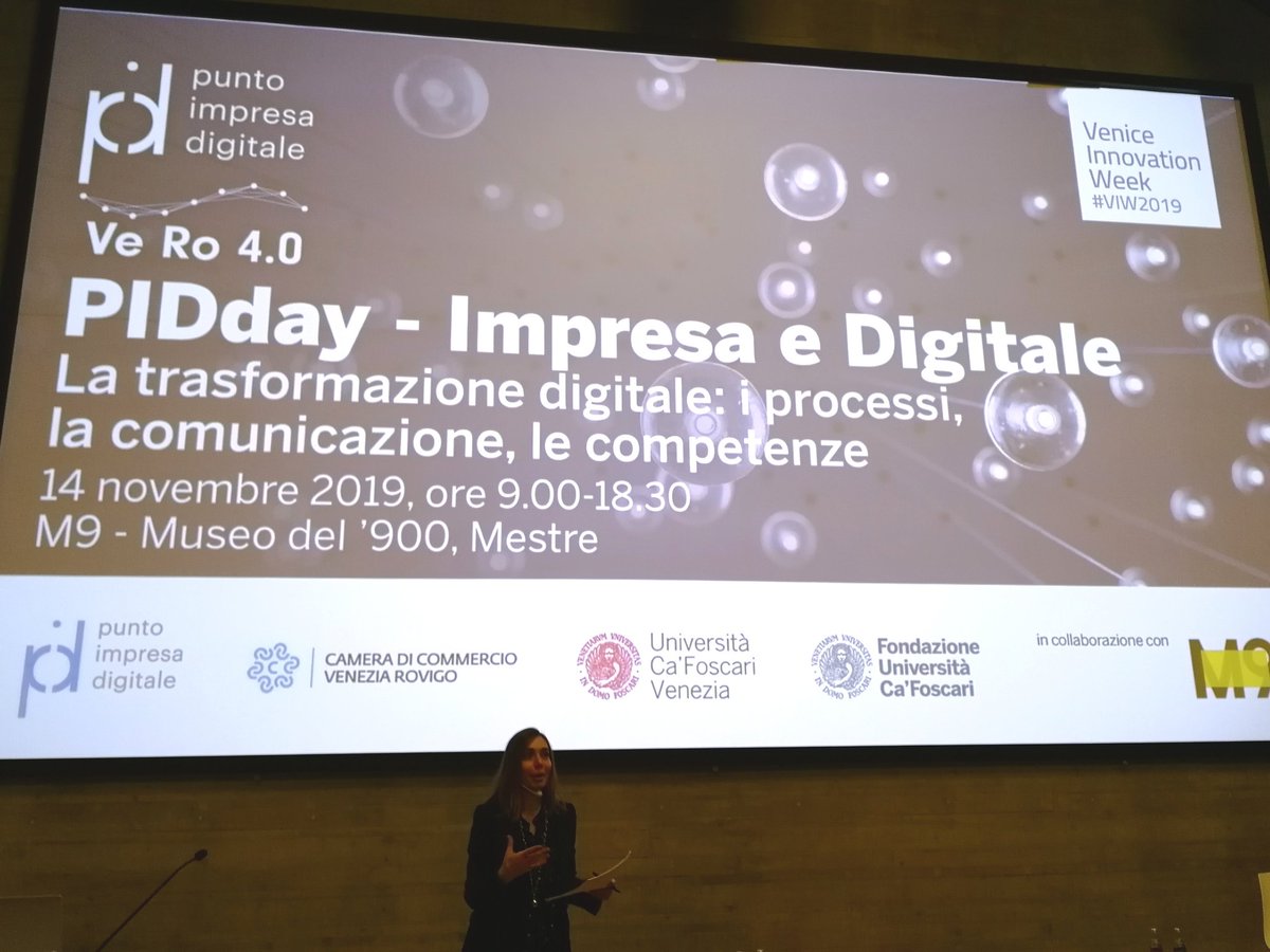 LauraAglio's tweet photo. Una giornata dedicata alla #digitaltransformation per #PMI. Un percorso con circa 80 imprese che si sono messe in gioco per affrontare le sfide del #digitale 
Oggi siamo al #PIDDAY nell'ambito della Venice Innovation Week, grazie a @PID_CamCom! #VIW2019 
#impresa40 #Industry40 https://t.co/vOk8oF8GKb
