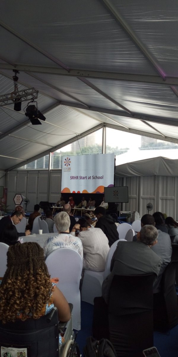 l'éducation sexuelle complète a l'école un impératif pour accélérer l'accès des adolescents et jeunes aux services et droits en santé sexuelle et de la reproduction <a href="/IPPFAR/">IPPFAR</a> #ICPDNairobiSummit <a href="/atbeftogo/">ATBEF TOGO</a>