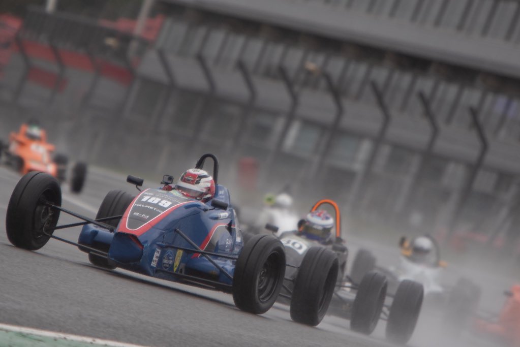 Last race of the year 🙁 over at one of @jammasharp favourite circuits this Sunday <a href="/angleseycircuit/">Anglesey Circuit</a> for the <a href="/brsccff1600/">BRSCCFF1600</a> winter race, with @b_mracing 👍💪🏁