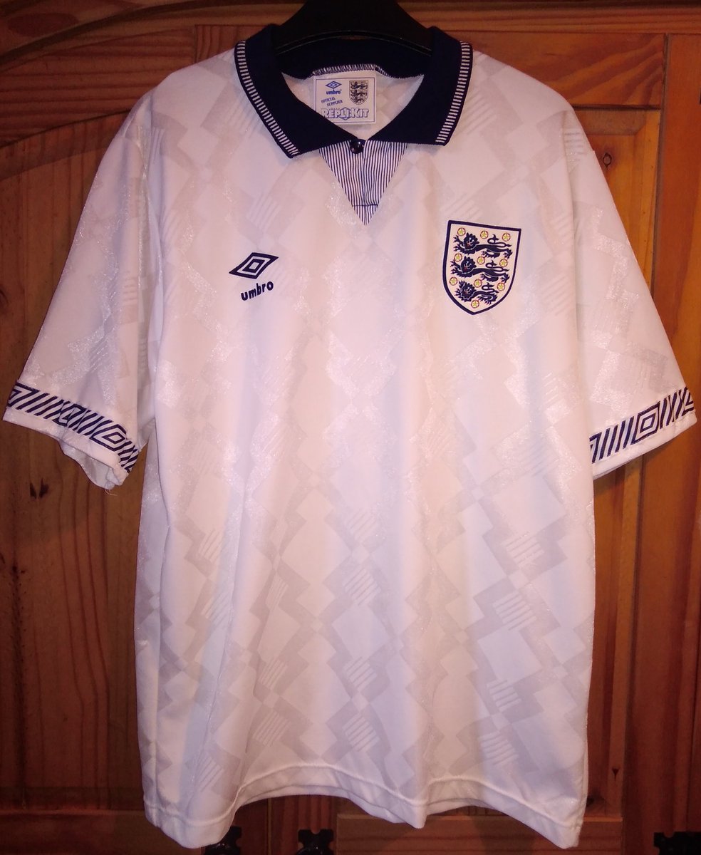 With 140  @England shirts in the collection, these are my favourite  shirts.  #england1000 1987-89 home1990-92 home1990-93 away 1992   thirdWhat England shirts do you have in your collection and what's your favourite  #England memory?  #originalfootballshirts 