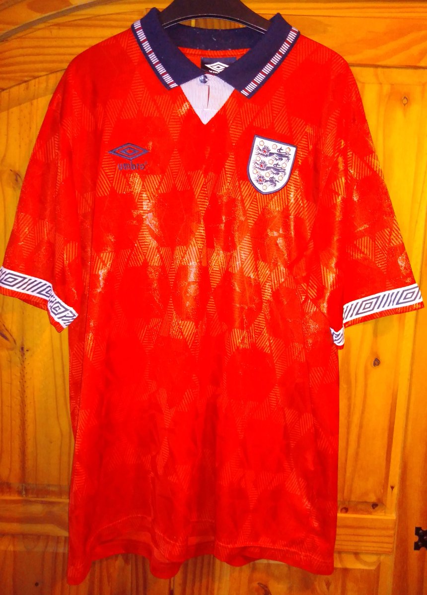 With 140  @England shirts in the collection, these are my favourite  shirts.  #england1000 1987-89 home1990-92 home1990-93 away 1992   thirdWhat England shirts do you have in your collection and what's your favourite  #England memory?  #originalfootballshirts 