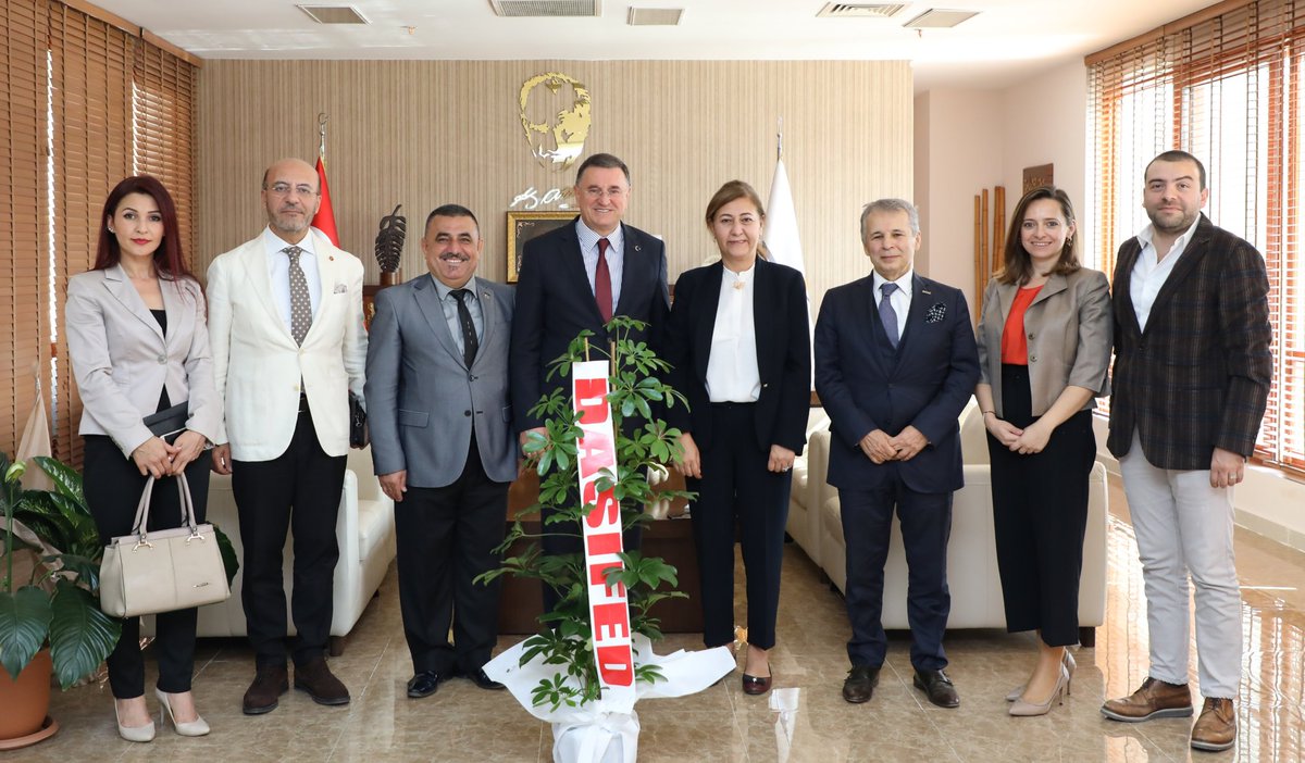Lütfü Savaş