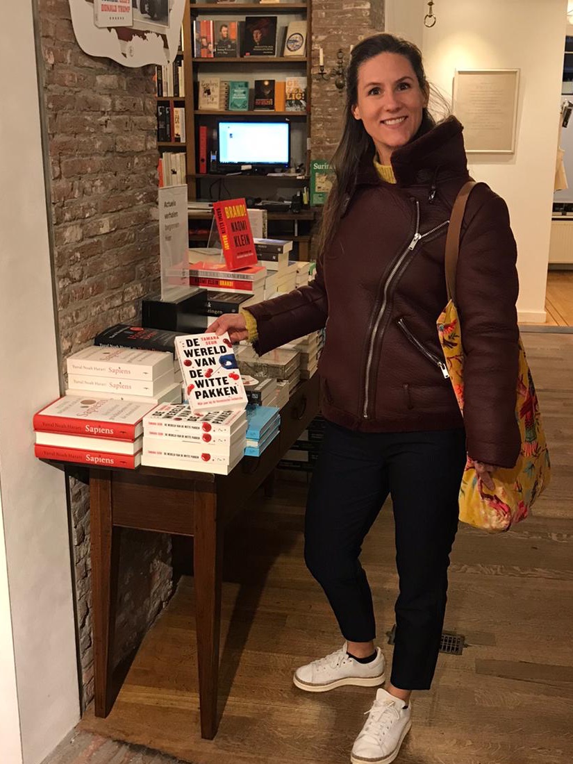 whisky slecht financiën Tamara Seur on Twitter: "Sorry kon het niet laten. Alle boekhandels in Haarlem afgegaan op zoek naar 'De Wereld van de Witte Pakken'. Bij @Athenaeum daar is hij nu uitverkocht! (Ik kocht whisky slecht financiën Tamara Seur on Twitter: "Sorry kon het niet laten. Alle boekhandels in Haarlem afgegaan op zoek naar 'De Wereld van de Witte Pakken'. Bij @Athenaeum daar is hij nu uitverkocht! (Ik kocht
