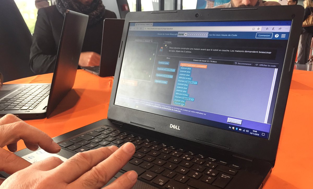 CCIcotedazur's tweet photo. #CCI06 délivre formations en informatique. Rencontrez-ns sur stand à #TalentInTech06
🎓Développeur Web & Web Mobile en partenariat avec Simplon & Co>https://t.co/JNbH0TpbW0
🎓Développeur SE Java>https://t.co/iIXUb9JXVi
#FormationCCI06 #FilièreNumérique06 #eDRHcci06 #Sophia50ans https://t.co/6NtMz8OhAM