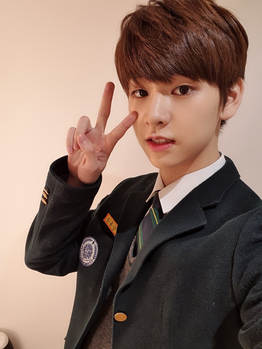 Woollim_rookie's tweet photo. [Woollim Rookie_창욱, 동윤] 

수능 끝🥳 수고하셨습니다! 모두 최선을 다했으니 분명 좋은 결과가 있을 거예요! 저녁에 맛있는 것도 많이 드시고, 푸욱~ 쉬세요🙂
+저희 사진 보면서 힐링🥰

#woollim #울림 #주창욱 #김동윤 https://t.co/AgkJWUrlCS
