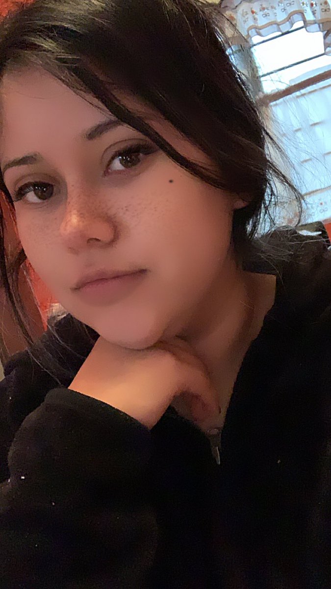 GenesisGisel96's tweet image. 