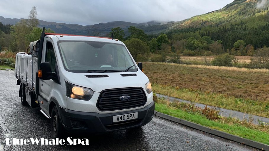 BlueWhaleSpa's tweet photo. Come rain, snow or sun. We're proud to always be on the road delivering to metropolitan cities and all over the beautiful great British countryside. #BlueWhaleSpa #WarmUpBritain #UK #Countryside #Spa #Leisure #Business #Delivery #Weather #Beauty #Nature #Rural #Travel https://t.co/mD7U2BINOK