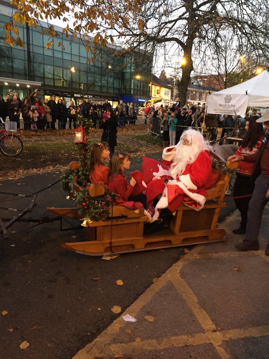 _TheMarketCo's tweet photo. Getting excited for #Wilmslow Artisan Market &amp; Lights Switch On THIS SATURDAY!
Some more pics from last years event... https://t.co/32sn8aPvEE