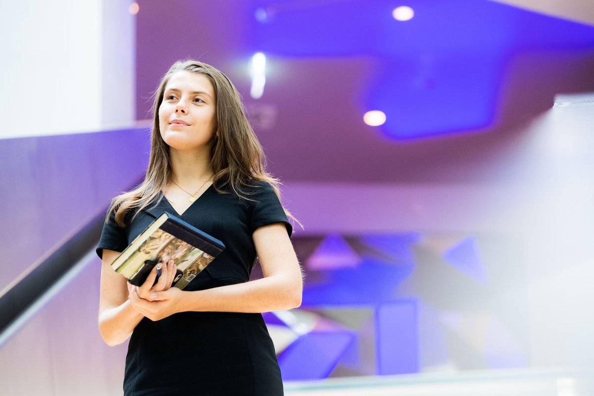 Deutsche Bank offers numerous opportunities in the tech field, &amp; you can be a part of it. With their Technology #Intern Program, you’ll work with a bank that’s driving change in the financial &amp; digital world. Launch your tech career with <a href="/DeutscheBank/">Deutsche Bank</a>! bit.ly/2ObvBOn