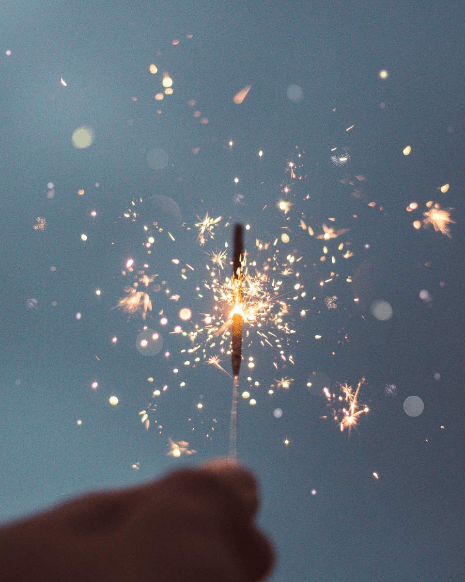 EVRNUclinics's tweet photo. Stay focused and extra spakly ✨

#EVRNU #health #wellness #life #positivity #energy #light https://t.co/ENhdtfzJnA