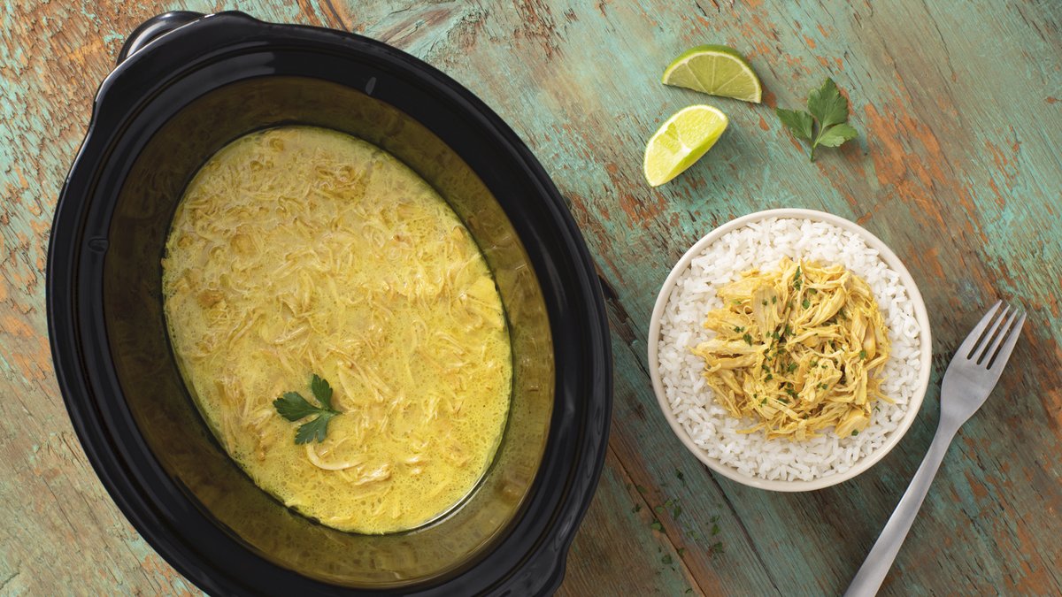 White #rice &amp; slow-cooked chicken bowls are the answer to your easy weeknight dinner prayers! #MinuteRice