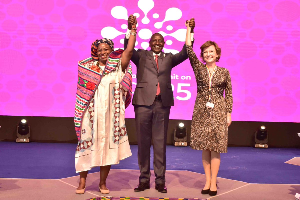 WilliamsRuto's tweet photo. During the closing ceremony of International Conference on Population and Development (#ICPD25) - #NairobiSummit at the Kenyatta International Convention Centre, Nairobi. https://t.co/mtrIyzs3Dj