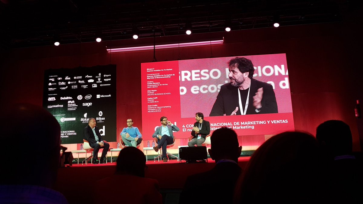 #congresoAPDmkt
¿Que datos son más importantes para aplicar una estrategia sólida para la marca?  Las tecnologías nos ayudan a llegar a definir las personalidades y motivaciones #neuromarketing.