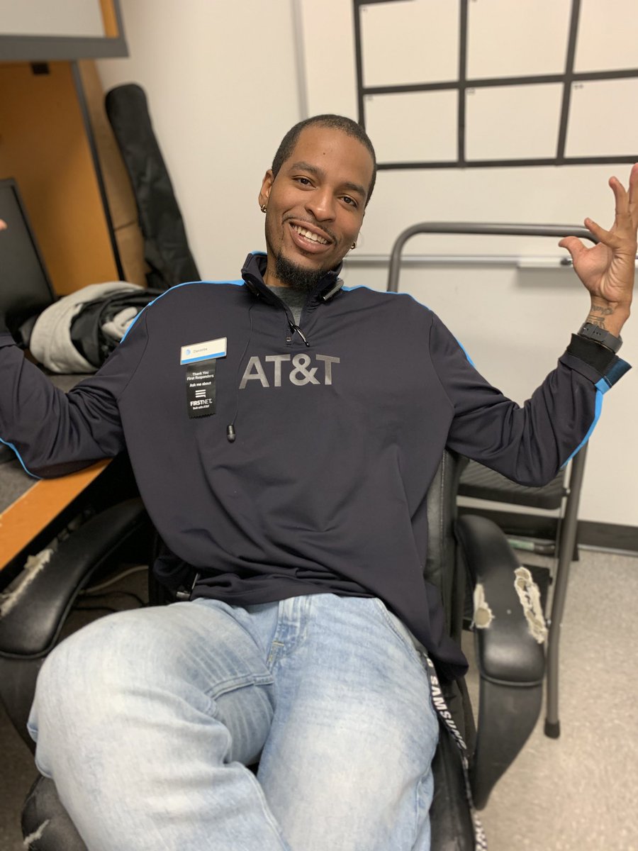 dhill_29's tweet photo. Canβt forget to give Davonte Douglas here at Patterson Place a huge S/O for his FirstNet GA, 4 FRAO GAs, a Protec Adv for 4, 5 trade-ins and 5 NextUP the other day ! #PattersonPirates #DurhamPoliceDepartment π΄ββ οΈππ½ππ½π₯ https://t.co/Zvray469rj