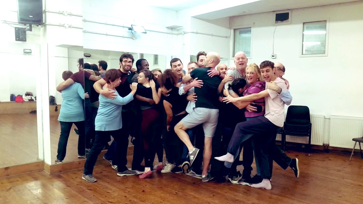 PutneyTheatreCo's tweet photo. They might be playing blood thirsty pirates but the cast of Treasure Island are actually big softies depa down. Tickets can be bought here; https://t.co/Km7uUjIuwq #Putneyartsthreatre #Putneytheatrecompany #Putney #Theatre #London #NotAPanto #TreasureIsland #grouphug https://t.co/z5SeRhpfSp