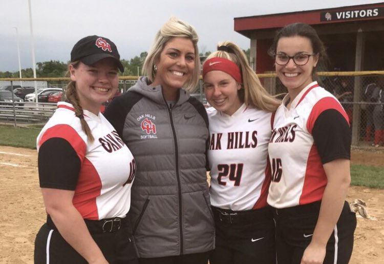 CoachJackieSB's tweet photo. Although their official ceremony is in a few weeks I wanted to let my Captains know how proud I am of them. Can’t wait to watch them go out with a bang. They deserve it. ❤️❤️❤️ #Morehead #Findley #Theil https://t.co/JxV7yHyMnT