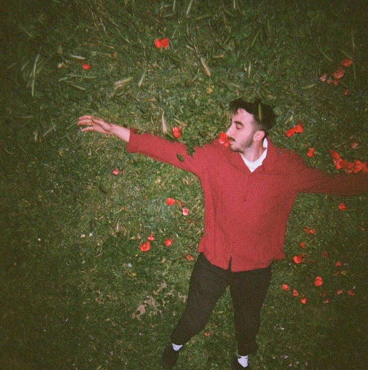 ClashMagazine's tweet image. Lucy Lu previews his #FirstFifty performance tonight with subdued new twilight-pop jammer 'Compos Mentis' - it's our Track Of The Day...

clashmusic.com/news/track-of-…