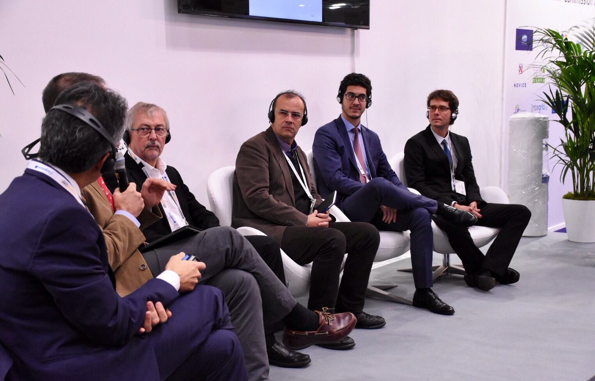 EUREC_Info's tweet photo. #CAPTureProject at the @BRIDGE_H2020 #Storage session #EUProjectsZone / The panel discussion on Storage solutions that #CSP projects offer for the #energytrandition and how the @EU_Commission can help to make #ConcentratedSolarPower technologies thrive. 

#H2020 #EUW19 #PGE19 https://t.co/4dsAsHxypB