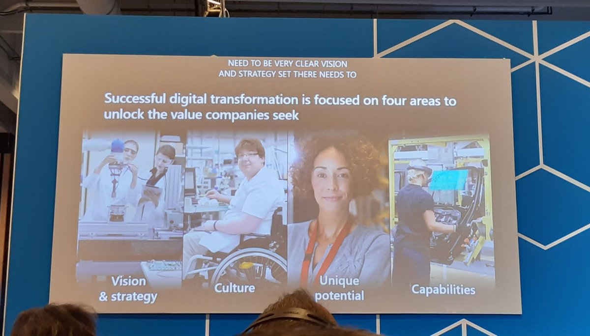 Thank you Ishan Khandelwal to confirm that "manufacturing can be interesting and sexy again" Chez @CeriGroupe c'est le cas !#MSEnvisionTheTour #groupeceri @Microsoftfrance #industrie #Industry40