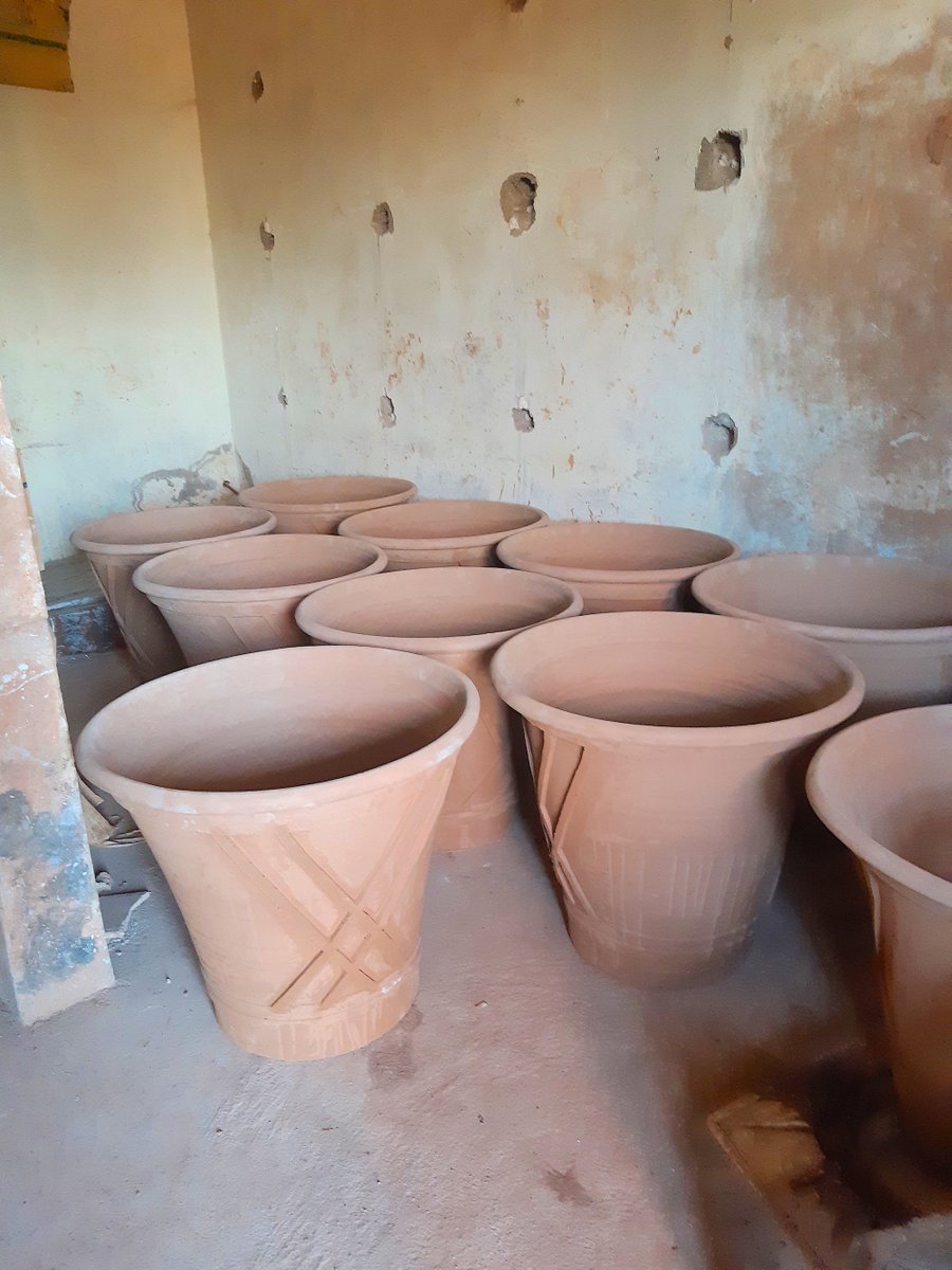 ZFIRFR's tweet photo. ✅De la matière brute à la finition, découvrez toutes nos nouvelles jarres à venir sur https://t.co/QfCR37LFnC💝
✅Plus assez de mots pour vous dire ce que nous avons découvert.💝
#Maroc #jarre #pots #amphore #terrecuite #artisanat #faitmain #potsdefleurs #vases #zfirpoteries https://t.co/baiZFaWM1U