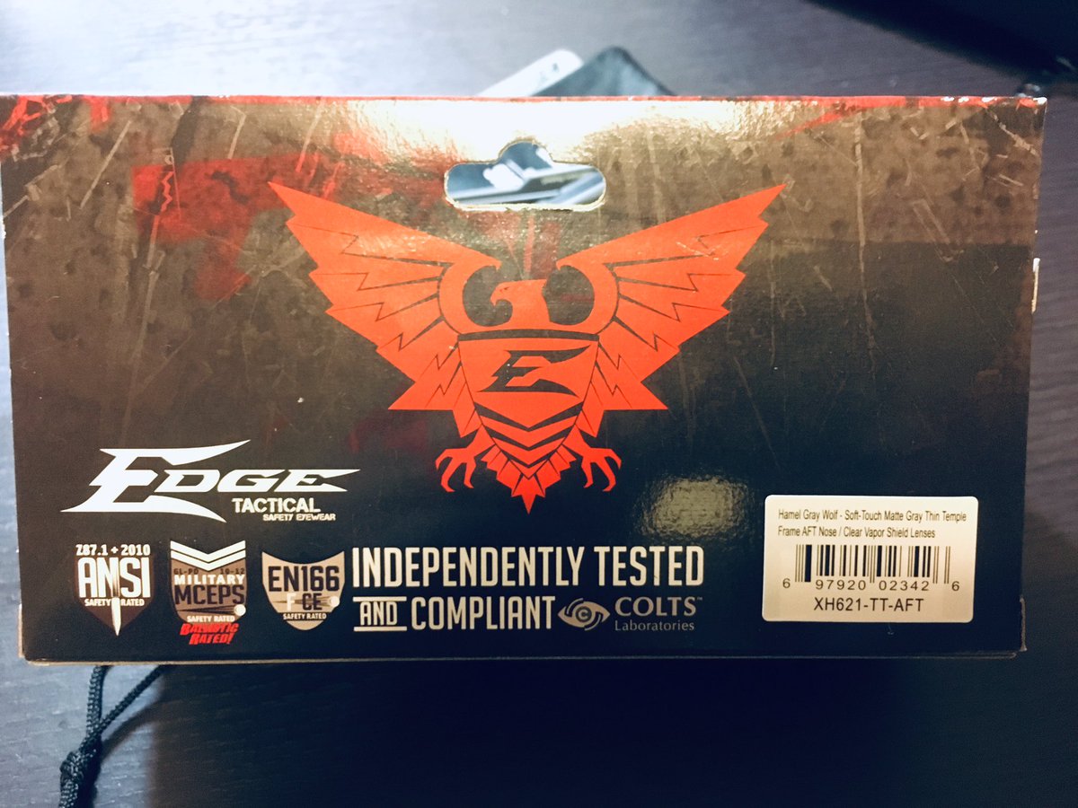 taka_8102spo's tweet photo. リハビリがてらぷらっといつものショップに寄ったら新入荷品発見!
ANSIも取れてるしアンチフォグ仕様でオプションでガスケットもある✨
価格もESSのフルセットの半値以下!
残念ながらストラップ未対応…自作かな。
#EdgeTactical
#HAMEL https://t.co/YNIWdvTMuG