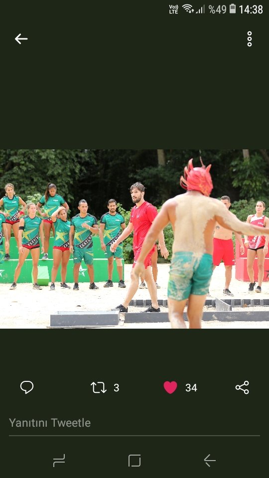 Ademci11's tweet photo. 😂Meksika'lı kızlar Adem'i çok begendi ,Meksika'dan Adem'e dizi teklifleri bekliyorum gelebilir .Fanları bile oldu 💪🥊 @adem_kilicci #ademkilicci #akfc #survivor2020 #exalton https://t.co/Ql9qx3Be38