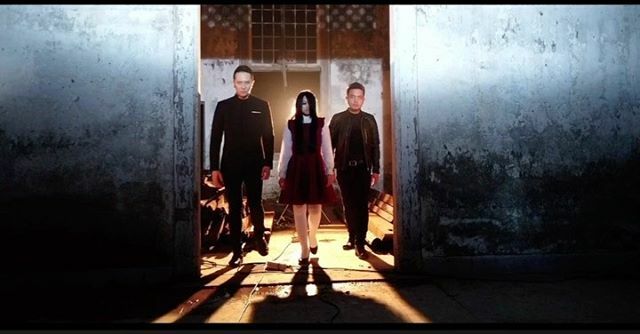 Trilogymagic's tweet photo. THE GREAT MAGICIAN , SOON on @officialgtvid !! @rianariani @ogearthemus @_demianaditya_ #thesacredriana #rianariani #ogearthemus #demianaditya #thegreatmagiciangtv #thegreatmagician #gtv 🎥 : @yudha.d.s https://t.co/5mJ82ZEnFt https://t.co/5pEc4rSPas