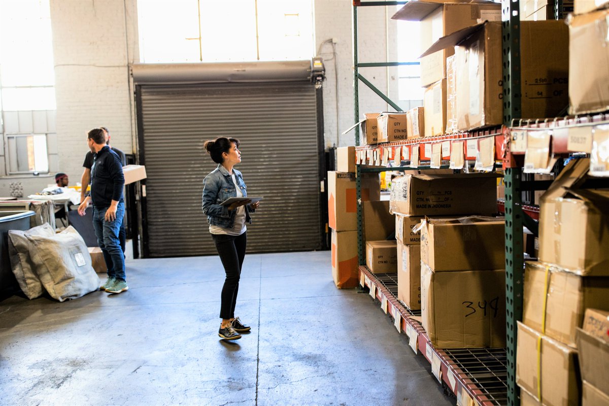 Turning courier delay to courier del-AI.📦Learn more: https://news.microsoft.com/europe/features/where-is-my-package-easing-the-pains-of-courier-delays/ …