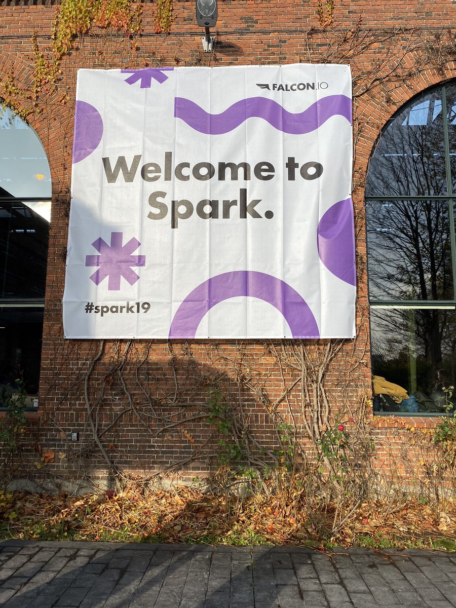 SearchStars tweet media