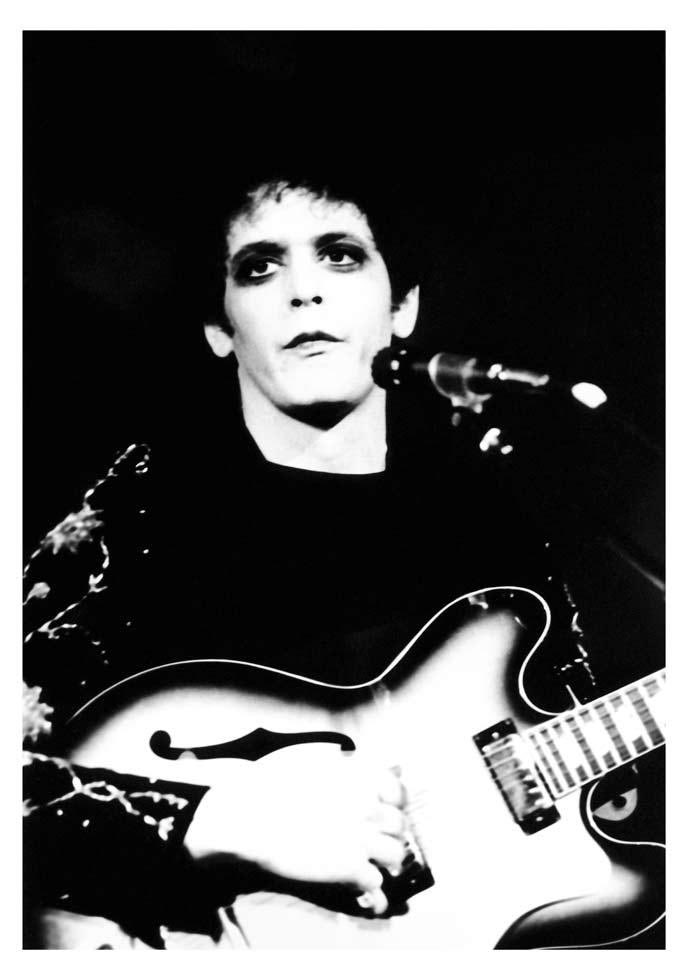TheRealMickRock's tweet photo. “When I showed Lou the contact sheets, he zeroed in on the transformer shot. The first test I made fell out of focus in the exposure. Lou loved the result. It took me twelve attempts to reproduce this accident for the final larger print for the album cover."

@LouReed https://t.co/0imxCFPqhk