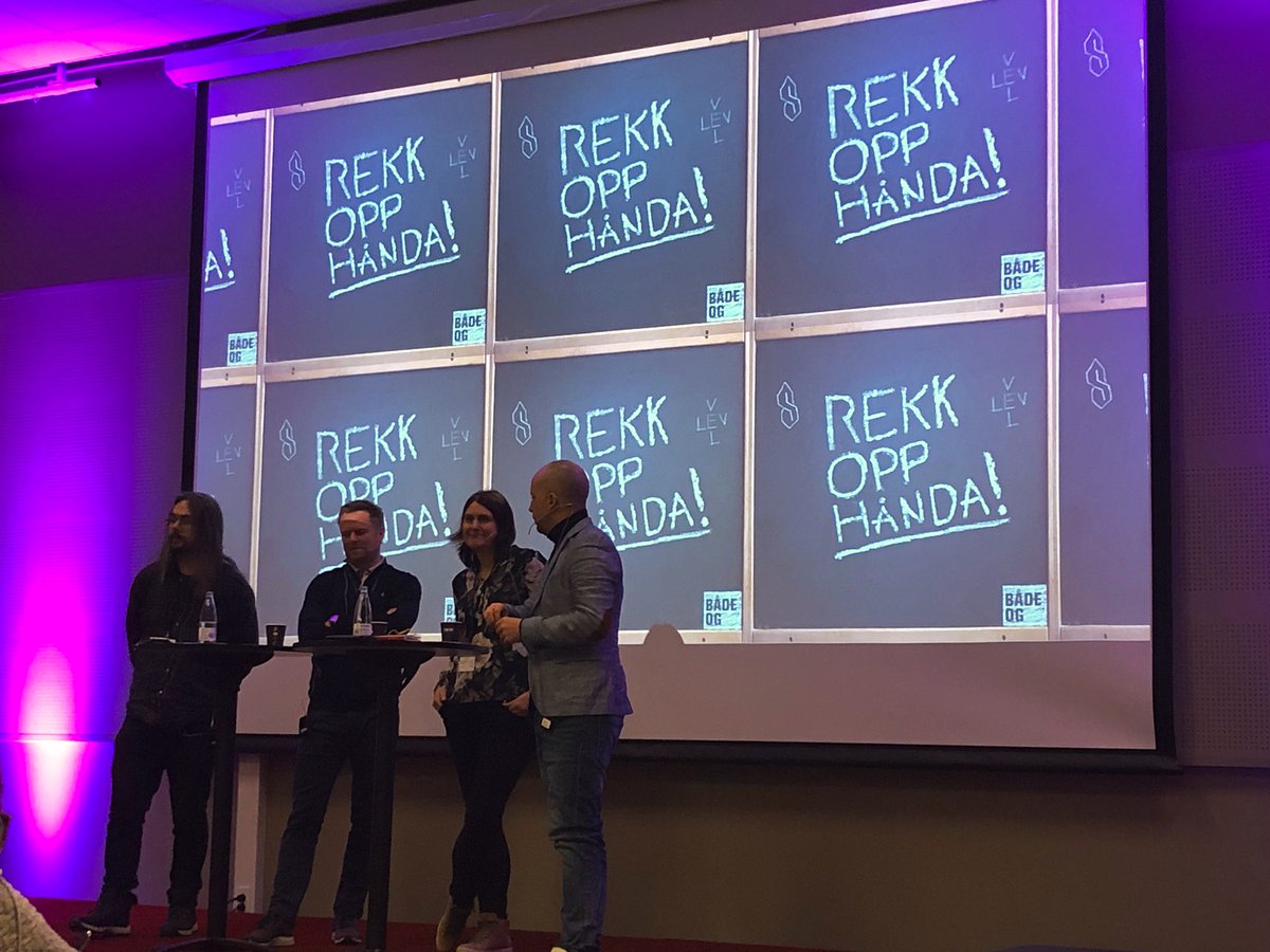 JulieOdegaard's tweet photo. Live-podkast med #Rekkopphånda @terjepe og @DiggLaering. Stas! Takk for at dere deler deres erfaringer innenfor spesped og teknologi! #statpedspot2019 https://t.co/HtmsdcMf2k