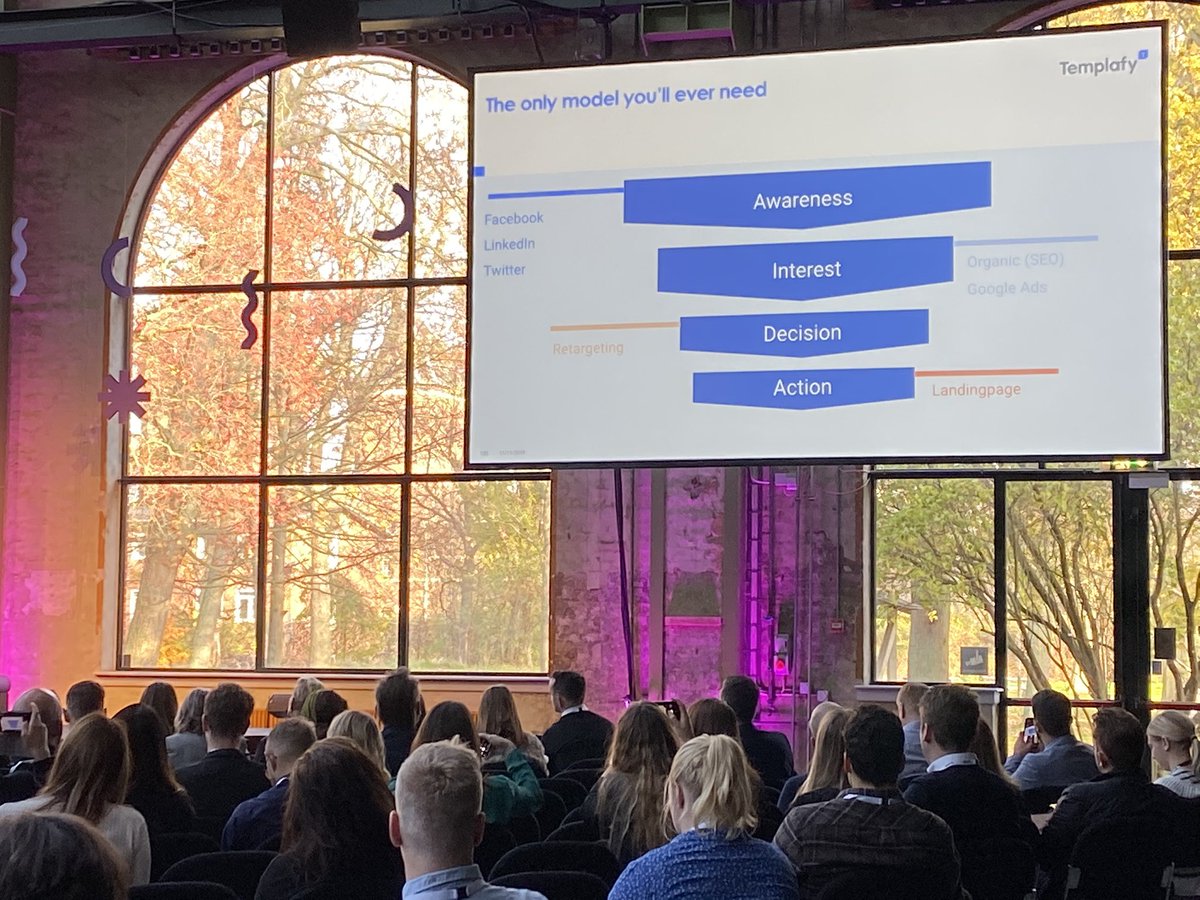 SearchStars tweet media