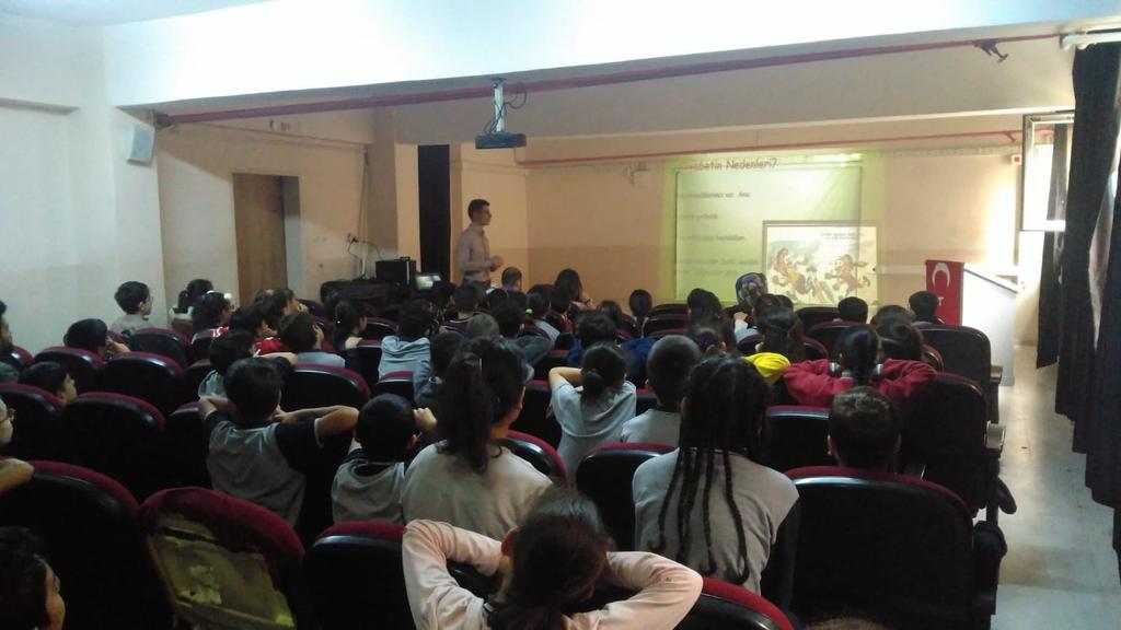 14 Kasım Dünya Diyabet Günü dolayısıyla okulumuzda diyabet eğitimi düzenlenmiştir.Emeği geçen öğretmenlerimiz Mehmet Kopar ve Vedat Yıldırım'a teşekkür ederiz. <a href="/serhanakyol34/">Serhan AKYOL</a> <a href="/ARNAVUTKOYMEM/">Arnavutköy İlçe Millî Eğitim Müdürlüğü</a> <a href="/memleventyazici/">Levent Yazıcı</a> @Istanbul_ILMEM <a href="/tcmeb/">Millî Eğitim Bakanlığı</a>