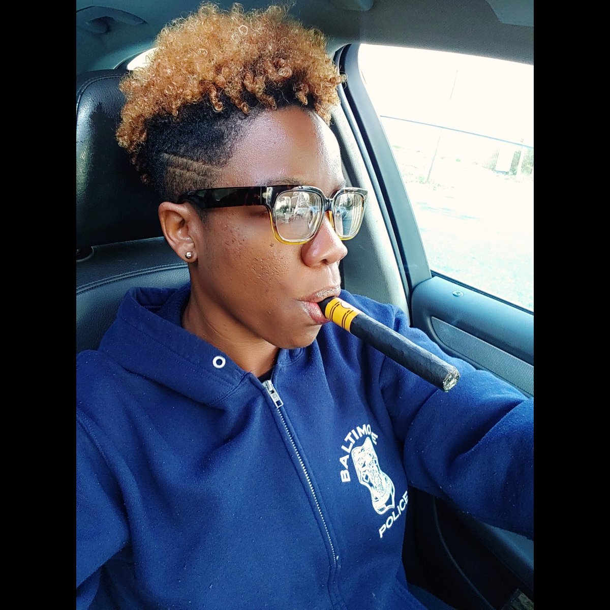 iAmFlair519's tweet image. Mornings are for cigars &amp;amp; coffee
#WorkBound
#BaltimoreFinestCop 
#BustedOpenCigarClub