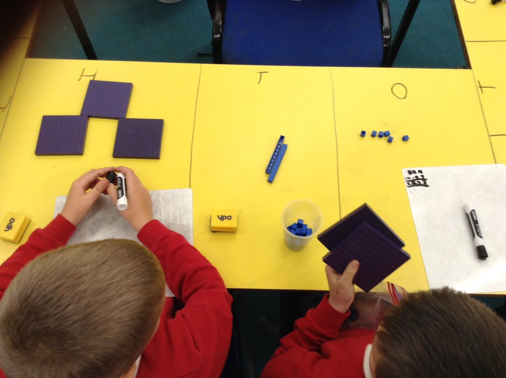 missblandfalla's tweet photo. We have been working hard using our base 10 to exchange when we subtract. @FallaParkSchool @Miss_Carr_Falla @MissDoyle_Falla https://t.co/TIpTI3P8cA