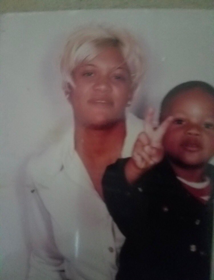 vinchiLu_'s tweet photo. Vintage pictures of a real goat . Youβd probably be ona crumb goin krazy wit the hair if you was still here ; on Granny Georgie. Iβm still down here yelling #BoosWorld β£οΈππΌπ miss you ma π£ https://t.co/hi7ujXfQjK