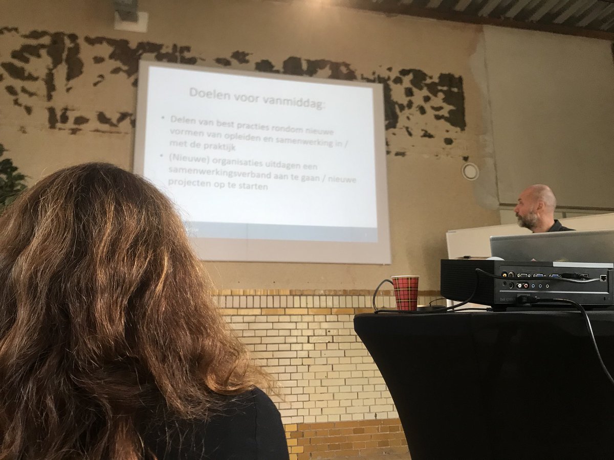 Bierviltjes bijeenkomst. Zorgorganisaties en hogescholen denken samen na over innovatieve leerwerk plekken #wgv oost #viaa #windesheim #han #saxion #bn2020