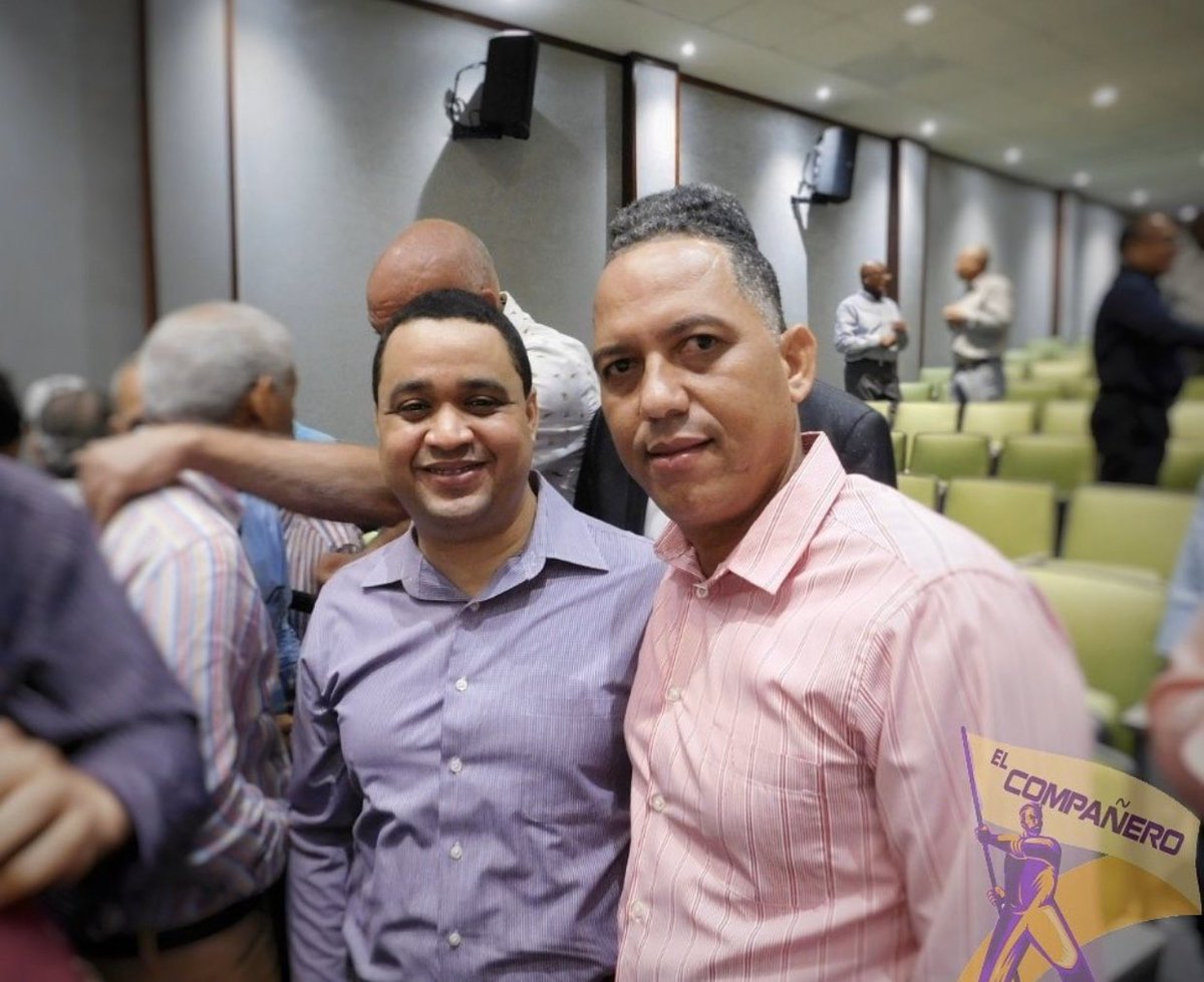 ferreras_carlos's tweet photo. Felicidades 🎈🎊🎉🍾 a mi hermano, amigo y compañero, #ElRegidorQueMásTrabaja @ReynosoEugenio Vida y salud, que el Señor todopoderoso, le siga derramando bendiciones. #CarlosFerreras @FerrerasOficial #GonzaloPresidente2020 https://t.co/shaxsMu0CD