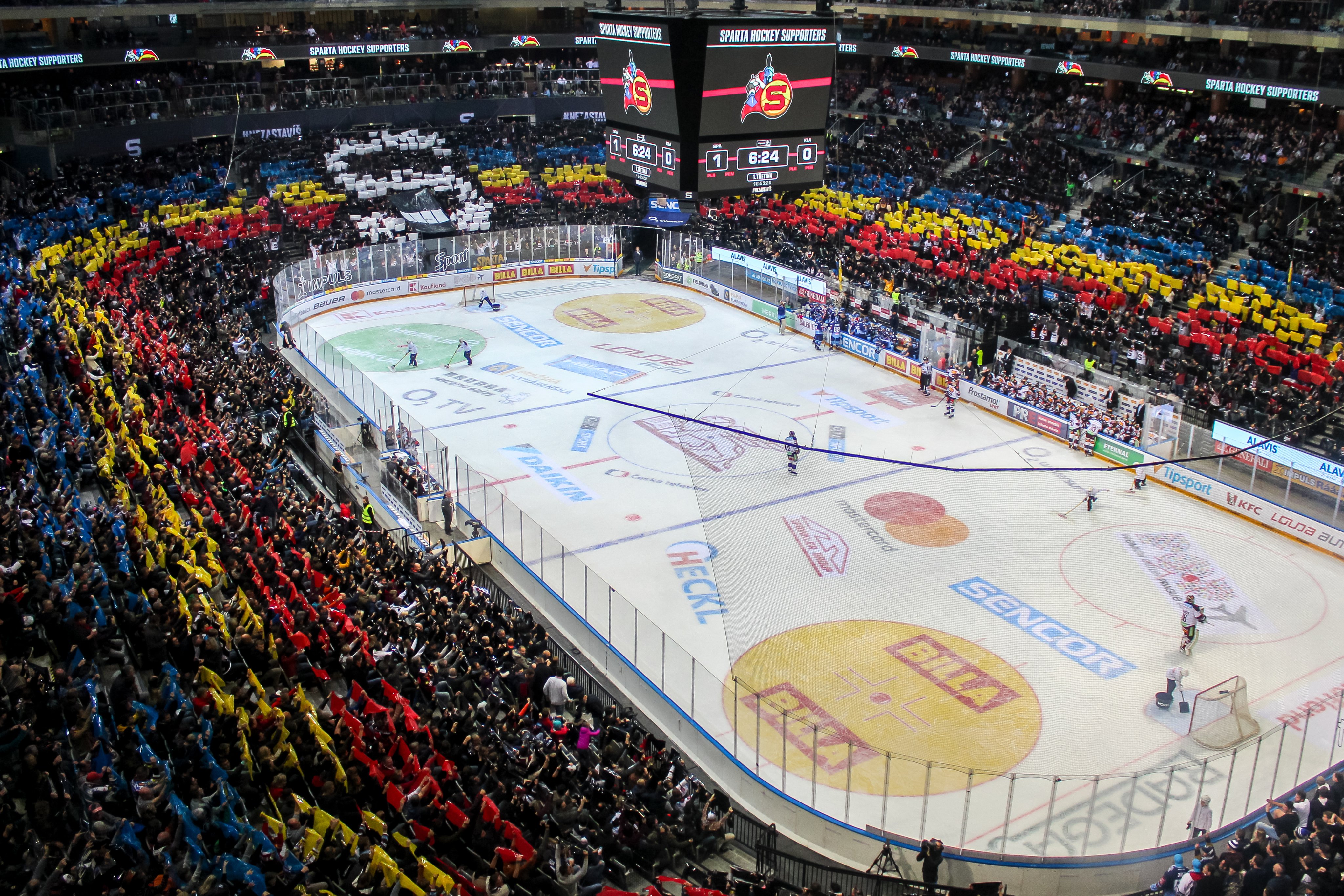 зенит арена белый. комета спарта. спартак прага - маунфилд. комета спарта. хк комета.