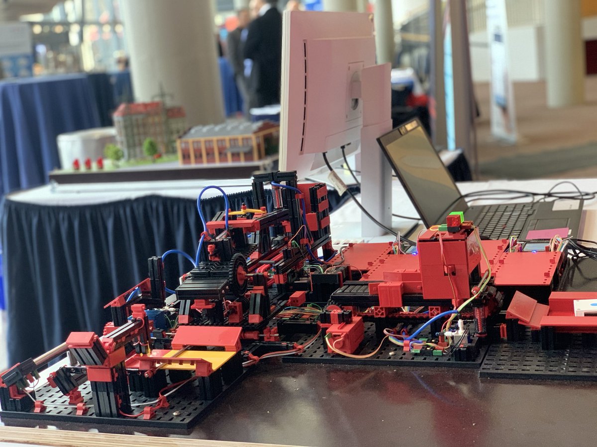 PRASHANTMJ's tweet image. ⁦@ASUG_Ontario⁩ nov 2019 @sap  learn about the d-shop #digital supply chain