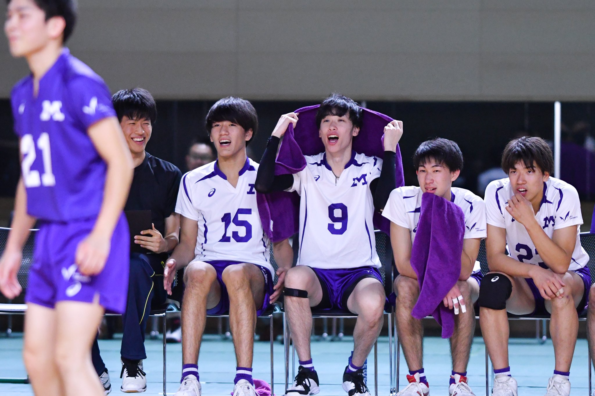 Bside ベンチもれなく全員かわいすぎました 明治大学バレーボール部 全早慶明バレーボール定期戦 T Co 22zzuhnx0r Twitter