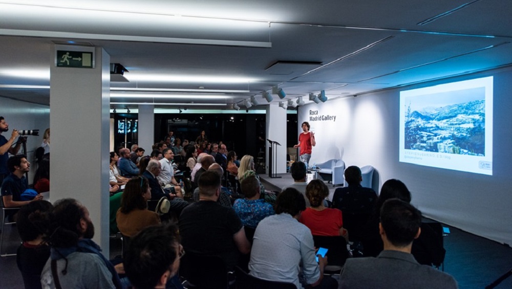 Presentación del libro Eficiencia y productividad en los Arquitectos y arquitectas _ por <a href="/stepienybarno/">Stepienybarno / identidad digital + productividad</a> _ en @RocaMADGallery bit.ly/350fslQ
#arquieficiencia #productividad